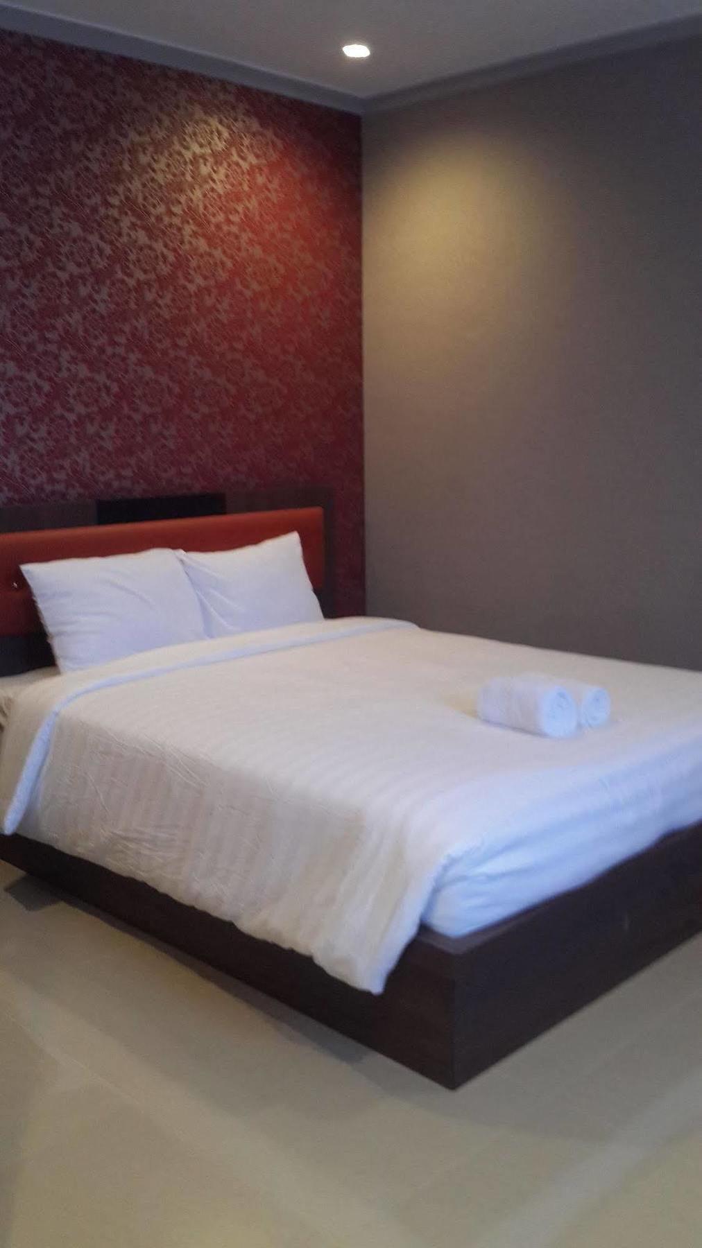 Reddoorz Plus @ Paal 2 Manado Exterior photo