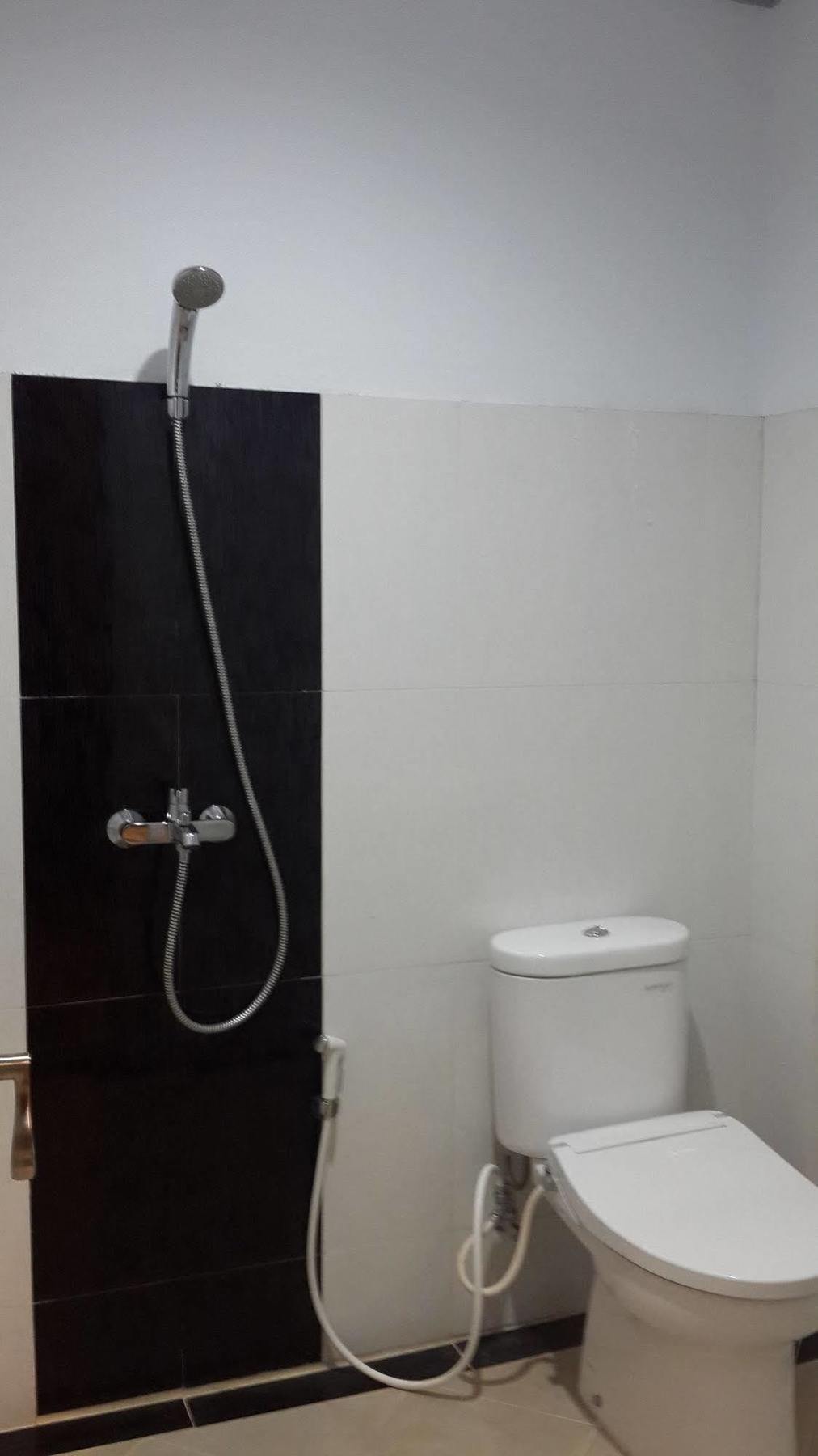 Reddoorz Plus @ Paal 2 Manado Exterior photo