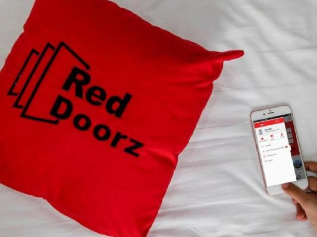 Reddoorz Plus @ Paal 2 Manado Exterior photo